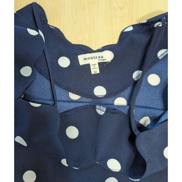 Monteau Los Angeles Polka Dot Cold Shoulder Top Women's Size Medium - Picture 5 of 5